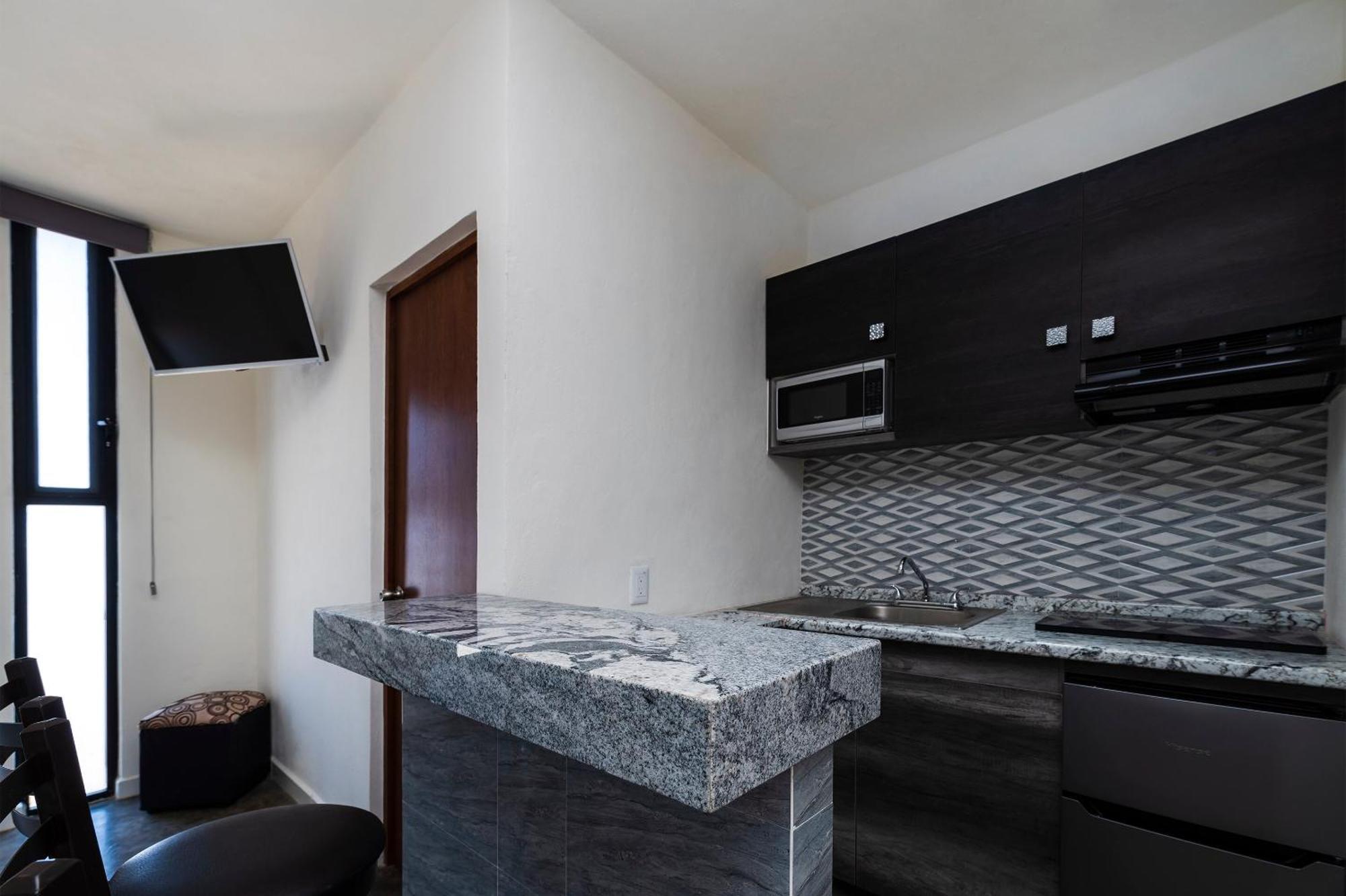 Capital O Hotel Joyma Suites, San Luis San Luis Potosí Exteriér fotografie